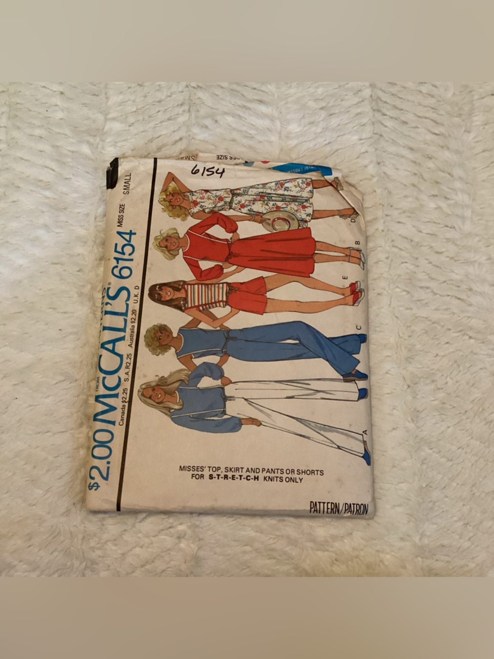 McCalls Sewing Pattern Top,skirt & Pants Or Shorts Cut Sewing Pattern 6154 Small